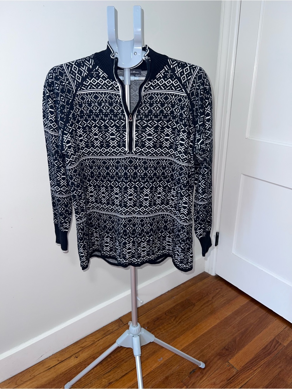 Eddie Bauer Black and White Half-Zip Patterned Sweater